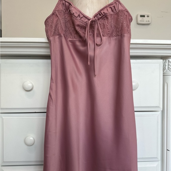 Urban Outfitters satin slip dress — dusty rose — size M - Picture 8 of 16